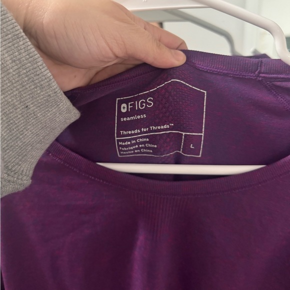 FIGS Seamless Underscrub- Purple/Pink Mix - Picture 3 of 3